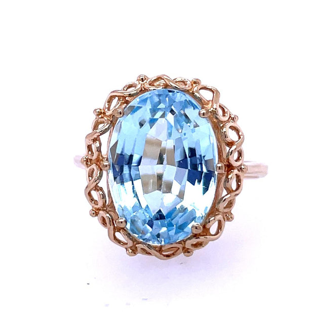 10K Yellow Gold and Blue Topaz Estate Ring