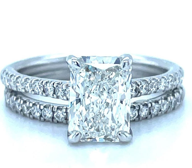 Private Label Lab Grown Diamond Engagement Ring