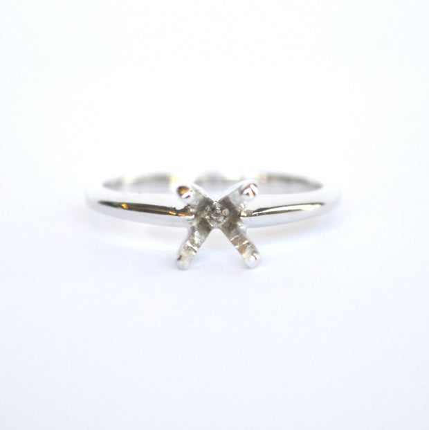 14k White Gold Solitaire Diamond Engagement Ring