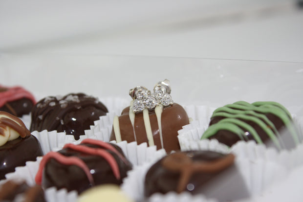 14K White Gold Kwiat Diamond Earrings