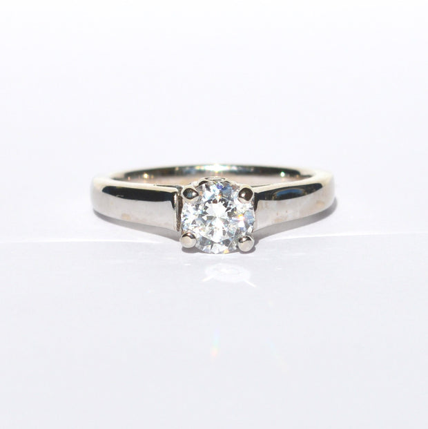 18k White Gold Cathedral Solitaire Diamond Engagement  Ring
