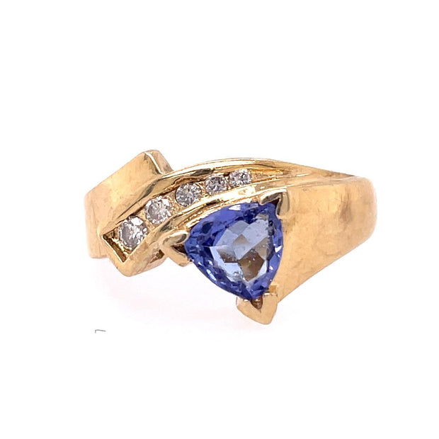 14k Yellow Gold Tanzanite & Diamond Ring