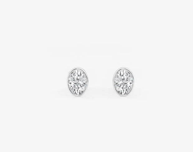 14K White Gold Diamond Stud Earrings