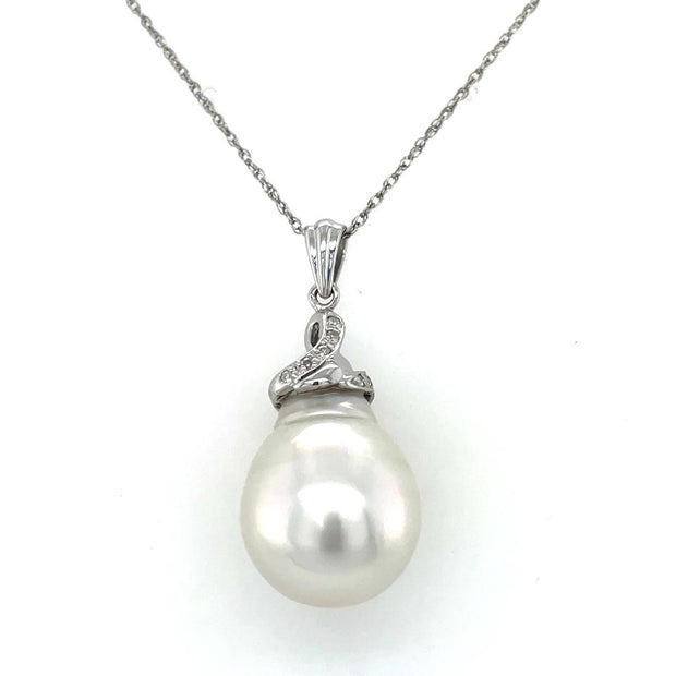 14K White Gold Pearl and Diamond Necklace