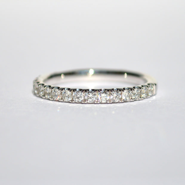 14k White Gold Diamond Wedding Band